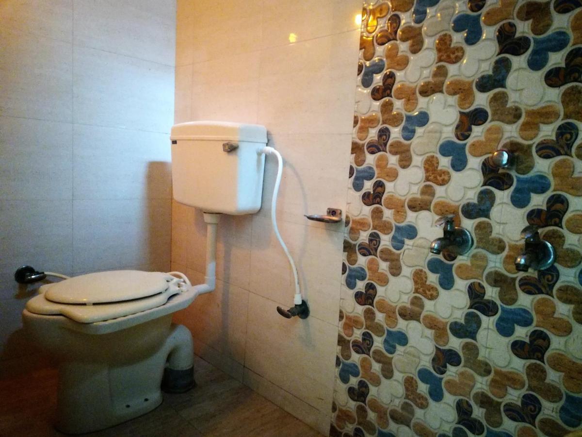 Hotel Shiv Regency Kukma Kültér fotó