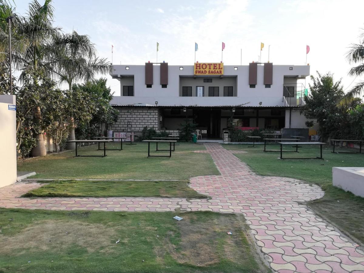 Hotel Shiv Regency Kukma Kültér fotó