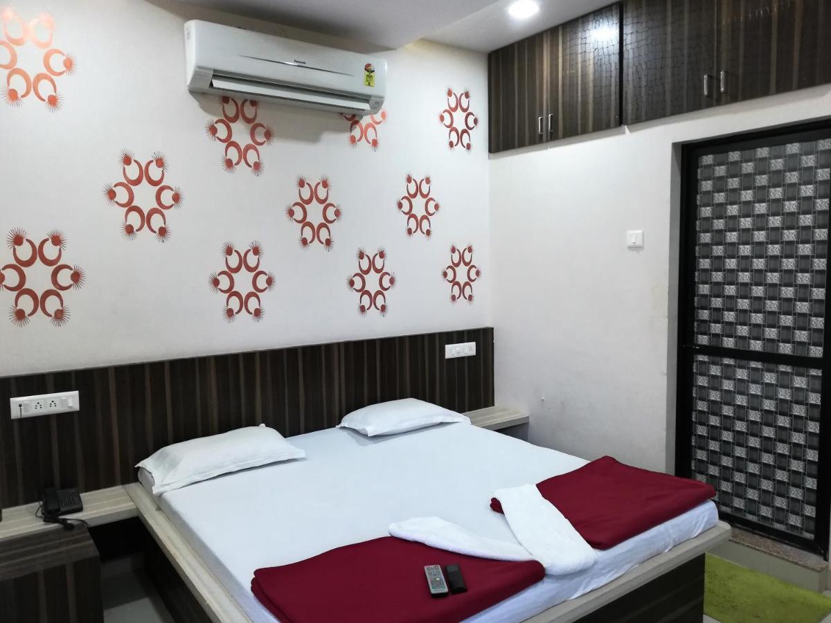 Hotel Shiv Regency Kukma Kültér fotó